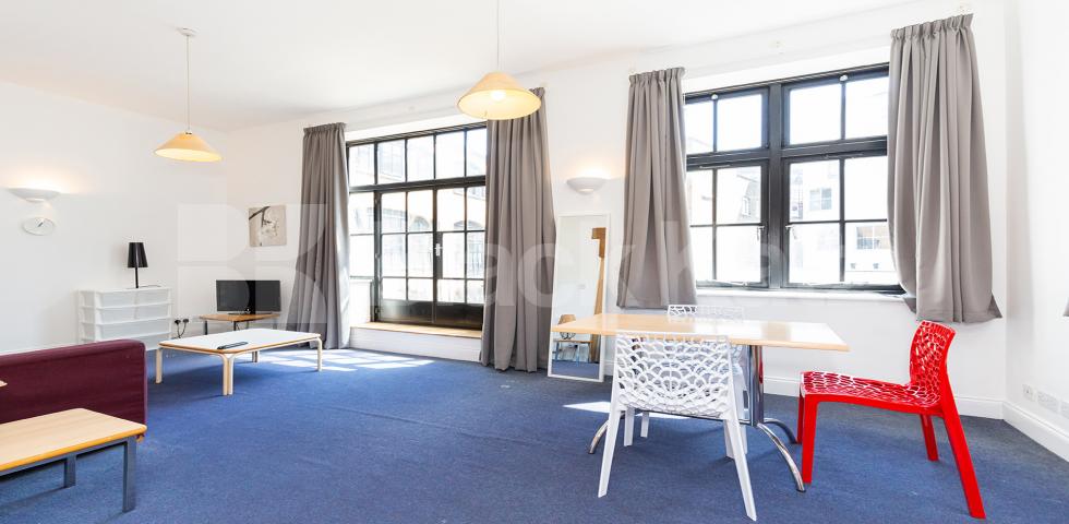 			WAREHOPUSE CONVERSION!, 1 Bedroom, 1 bath, 1 reception Flat			 Crawford Passage EC1R, FARRINGDON / HOLBORN